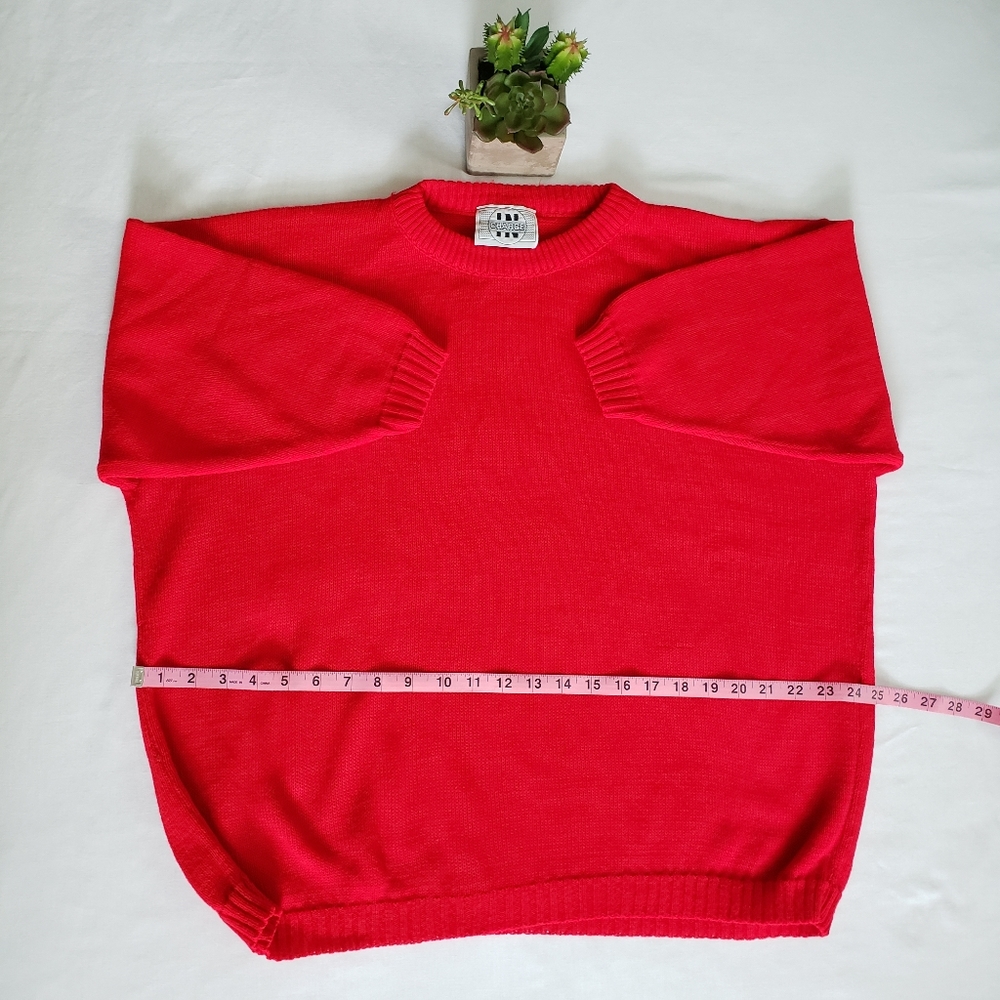 🌻SOLD! Vintage ruby red sweater🌻 - Picture 3 of 3